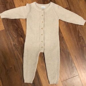 Mebie 2Y soft knit romper. NWT